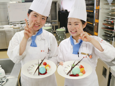 ベルエポック紹介 東京ベルエポック製菓調理専門学校 パティシエ シェフ カフェのプロを目指す