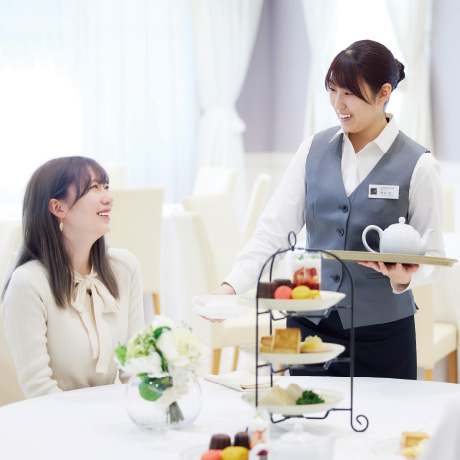 ホテル＆レストランサービス